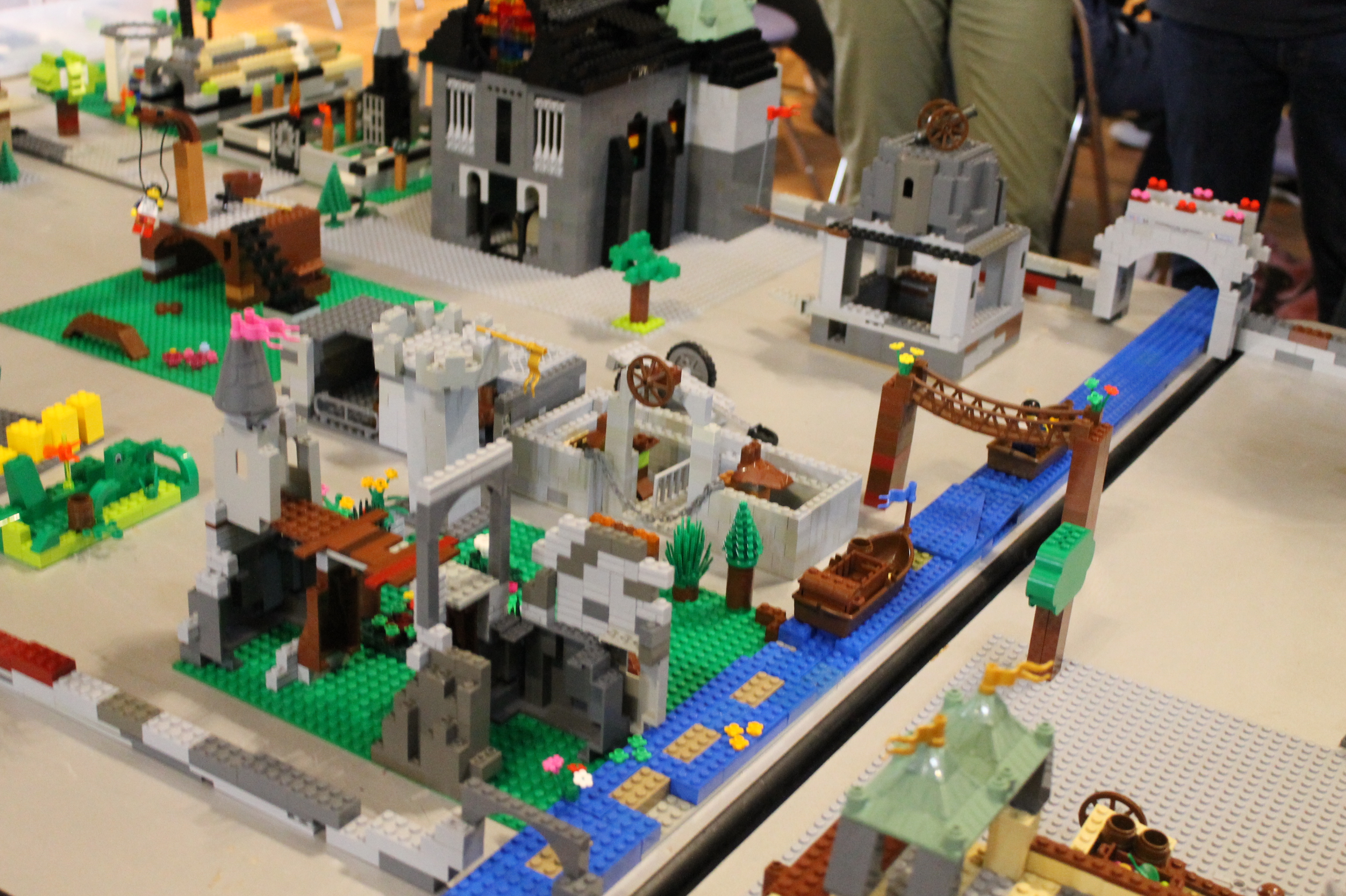 Animation teambuilding avec pièces LEGO® - Construction