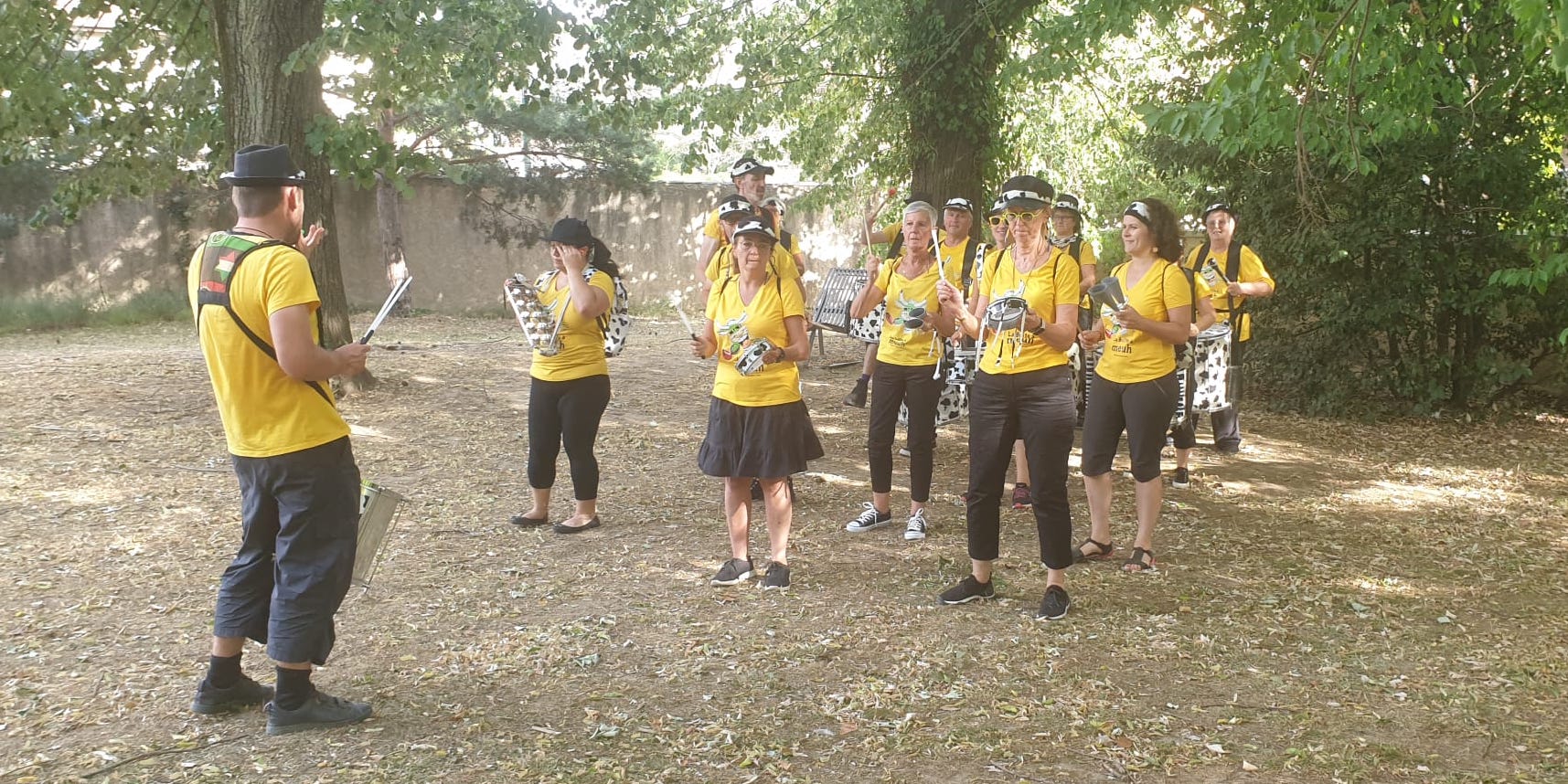 Cohésion d'équipe humour et partage Cohésion d'équipe humour et partage