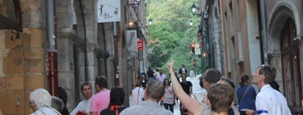 jeu de piste urbain - escape game original dans les traboules et rues historiques du Vieux-Lyon - Fédérer et apprendre ensemble